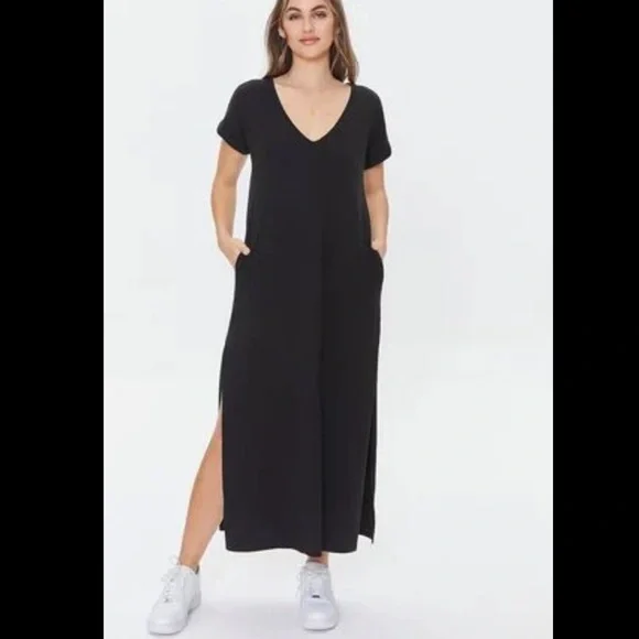Forever 21 Black V Neck Side Slit Casual T-Shirt Maxi Dress